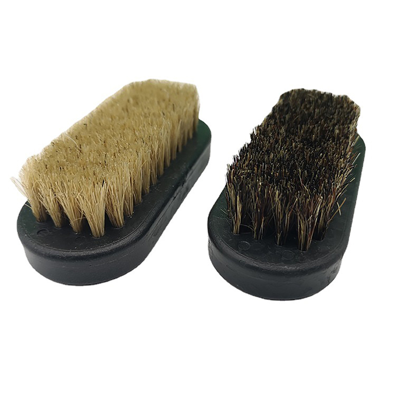 Spazzola per la pulizia degli  - Brushing Boot Horse recensione e prezzo